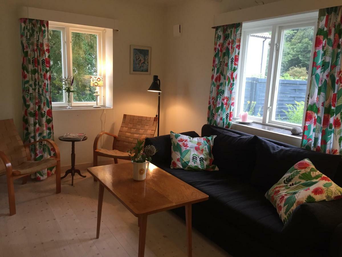 Peterslund Apartment Ostra Tommarp ภายนอก รูปภาพ